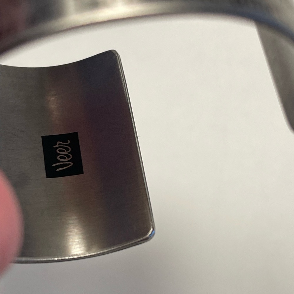 Veer Silver Women's Bracelet